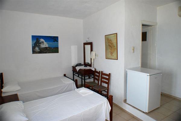Windmill Villas Artemonas Room photo